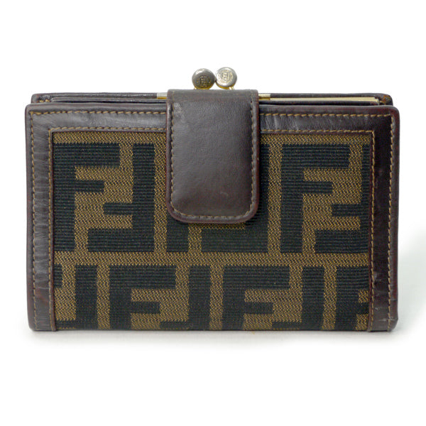 Fendi　ズッカ柄がま口 ミドル財布(茶)