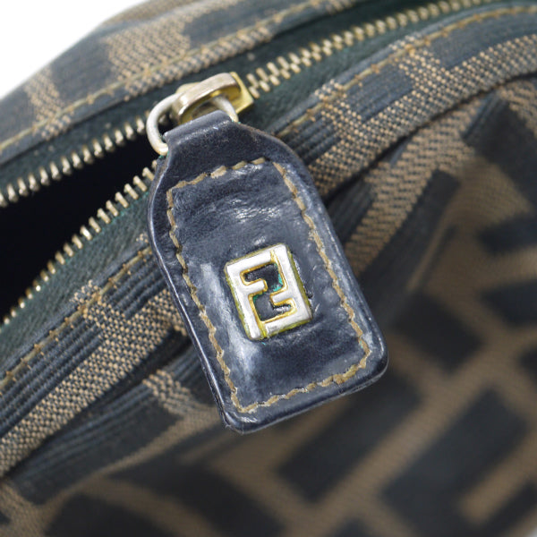 Fendi ズッカ柄 スクエアポーチ（茶）