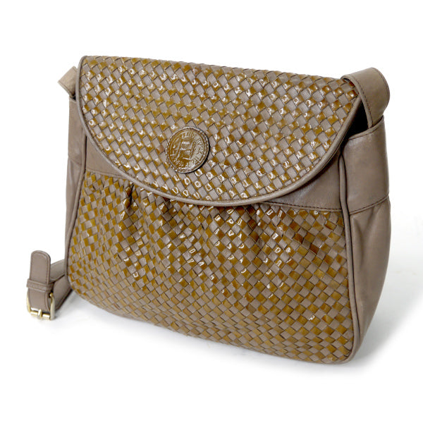 OLD Fendi 半円フラップ 編み込みレザーショルダー（チャコール）
