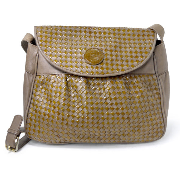OLD Fendi 半円フラップ 編み込みレザーショルダー（チャコール）