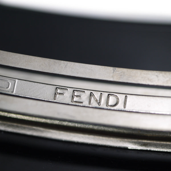 Fendi　ダブルFロゴ スクエアバレッタ（赤×黒）