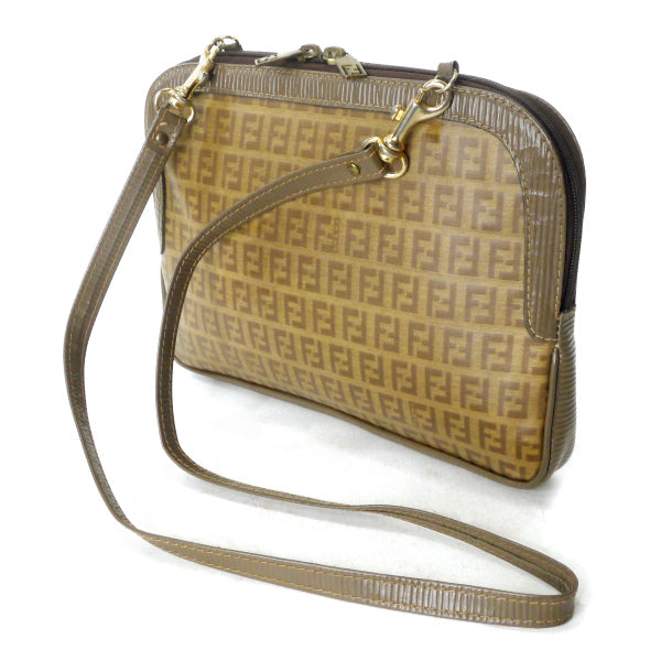 FENDI　ズッキーノ柄ロゴエンボスショルダー（茶）