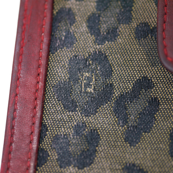 FENDI　レオパード柄がま口折財布（赤系）
