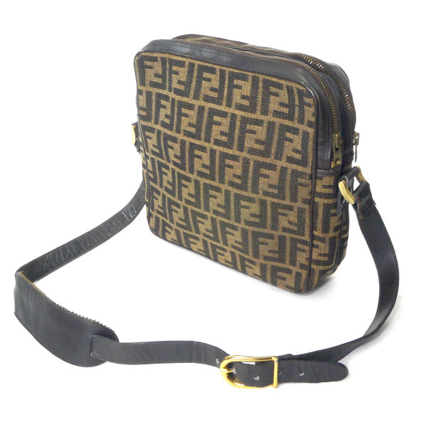 FENDI　ズッカ柄スクエアショルダー（茶）