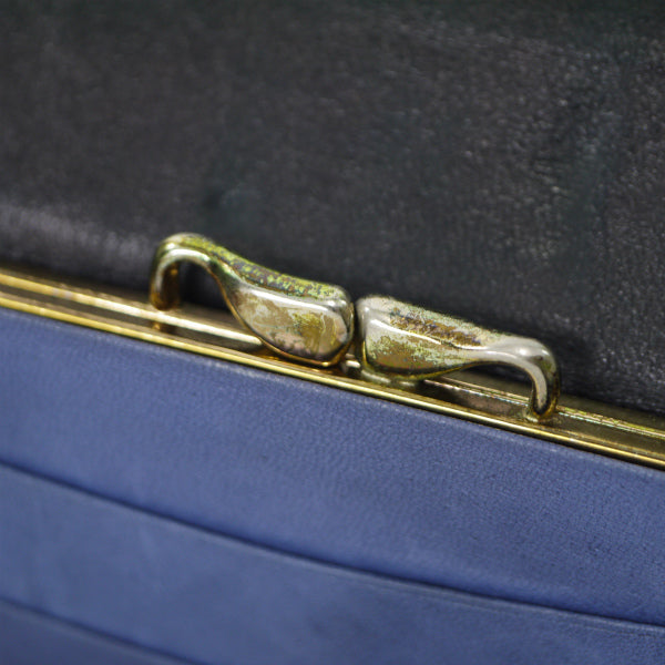 Louis Feraud 総革製がま口長財布（青）