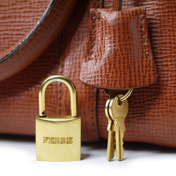 GIANFRANCO FERRE　鍵付き総革ミニボストン（明茶）