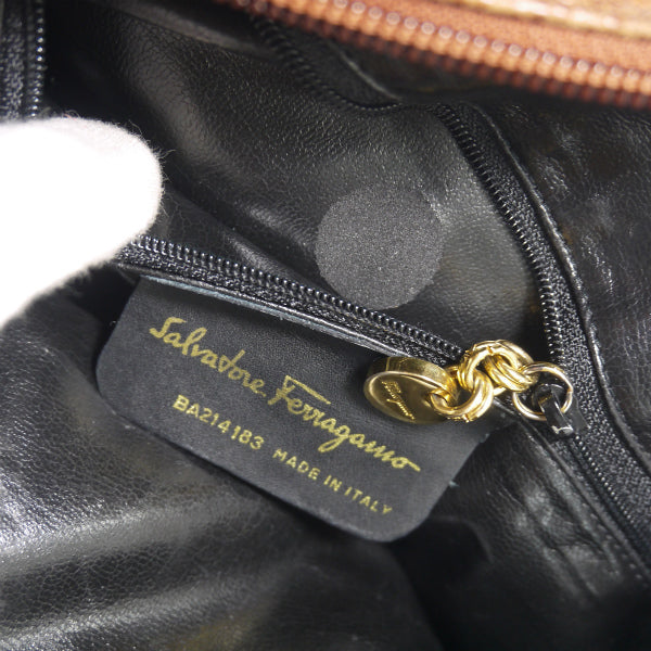 Salvatore Ferragamo　Varaリボン リザードポシェットバッグ（茶）