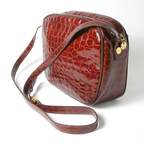 Salvatore Ferragamo　クロコ型押し斜め掛けショルダー（茶）