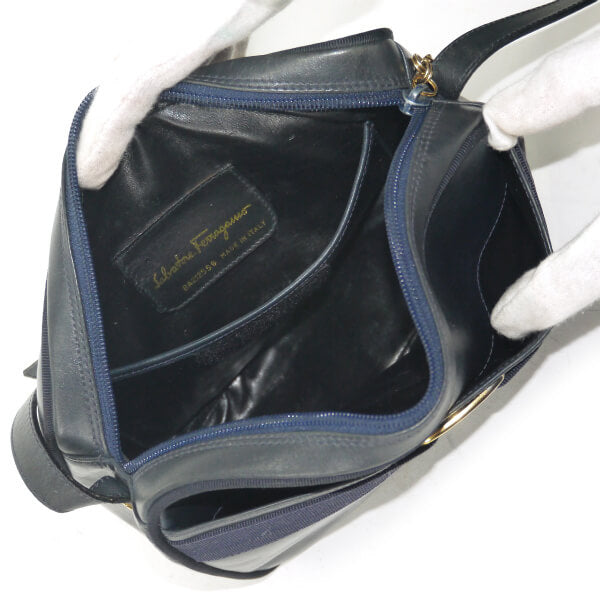 Salvatore Ferragamo  Varaリボン ポシェットバッグ（濃紺）