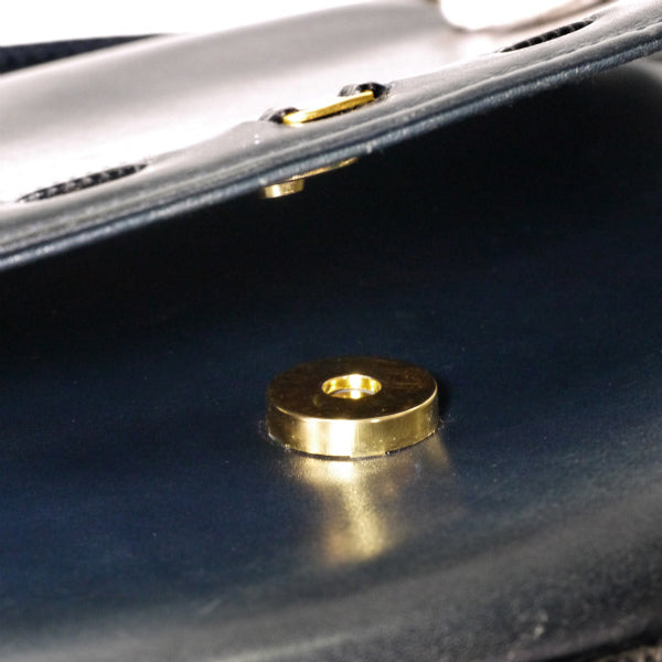 Salvatore Ferragamo  Varaリボン半円レザーポシェット（黒）