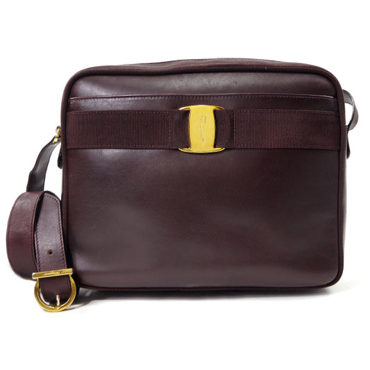 Salvatore Ferragamo  Varaリボン 総革ショルダー（ボルドー）