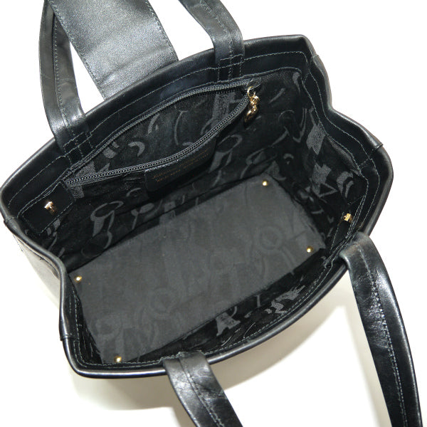 Salvatore Ferragamo　Varaリボン2WAYハンドバッグ（黒）