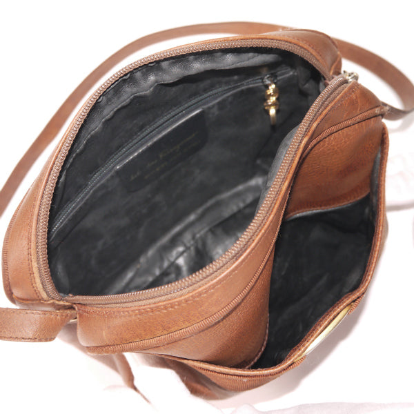 Salvatore Ferragamo   Varaリボン ポシェットバッグ（茶）