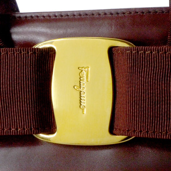 Salvatore Ferragamo　Varaリボン レザーミニハンドバッグ（飴茶）