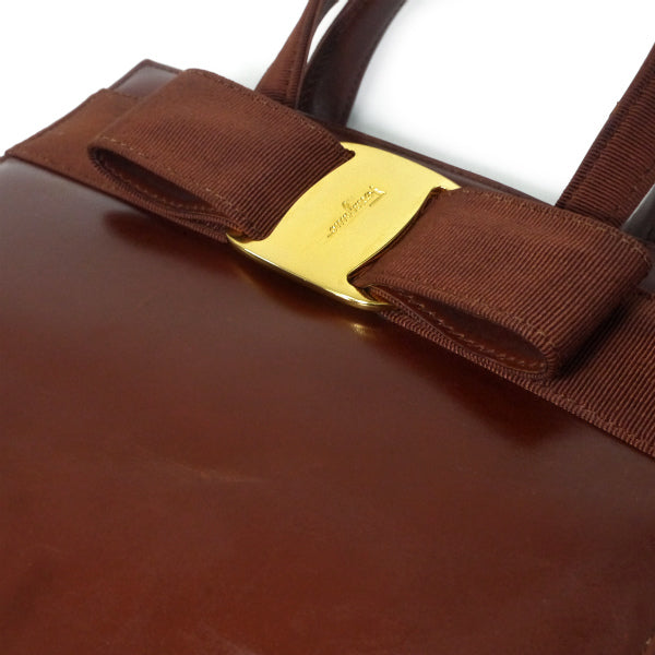 Salvatore Ferragamo　Varaリボン レザーミニハンドバッグ（飴茶）