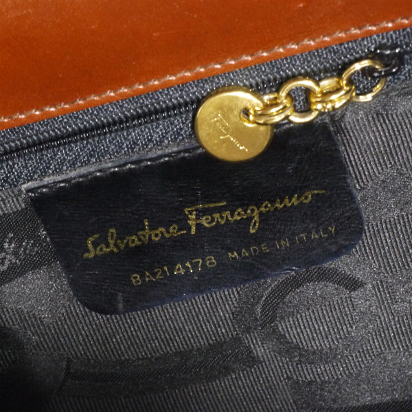 Salvatore Ferragamo　Varaリボン レザーミニハンドバッグ（飴茶）