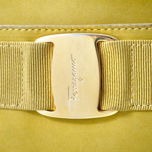 Salvatore Ferragamo  Varaリボン ポシェットバッグ（黄/ヌバック）