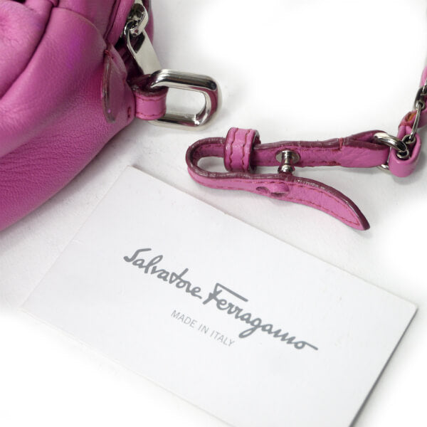 Salvatore Ferragamo  Varaリボン2WAYレザーバッグ（ピンク）