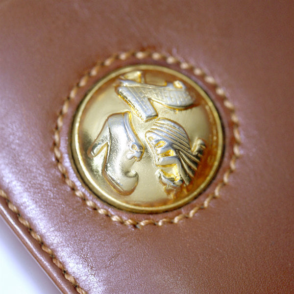 Salvatore Ferragamo  ヒールモチーフ スタッズ総革ショルダー（茶）