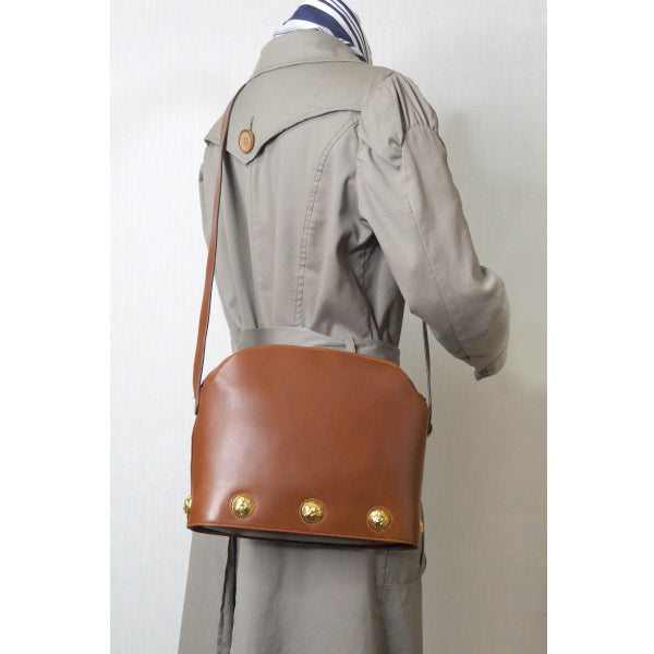 Salvatore Ferragamo  ヒールモチーフ スタッズ総革ショルダー（茶）