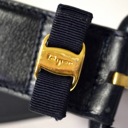 Ferragamo  Vara リボンベルト（紺）
