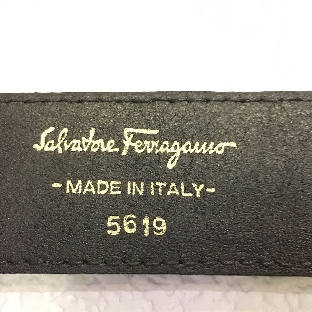 Salvatore Ferragamo Vara リボンベルト（紺）