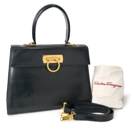 Salvatore Ferragamo  ガンチーニ留め具2WAYハンドバッグ（黒）