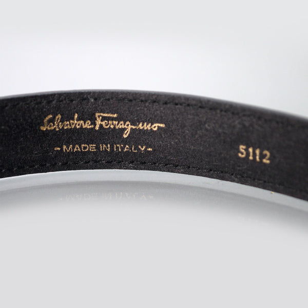 Ferragamo  ガンチーニ レザー細ベルト（黒）