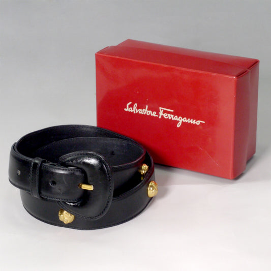 Salvatore Ferragamo ヒールスタッズ金具レザーベルト（黒）