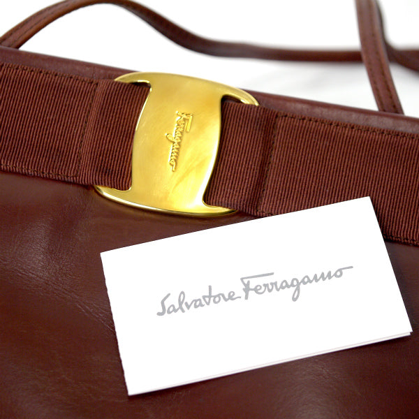 Salvatore Ferragamo Vara総革2WAYショルダー（茶）