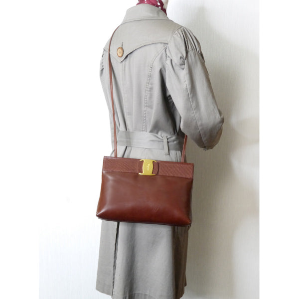Salvatore Ferragamo Vara総革2WAYショルダー（茶）