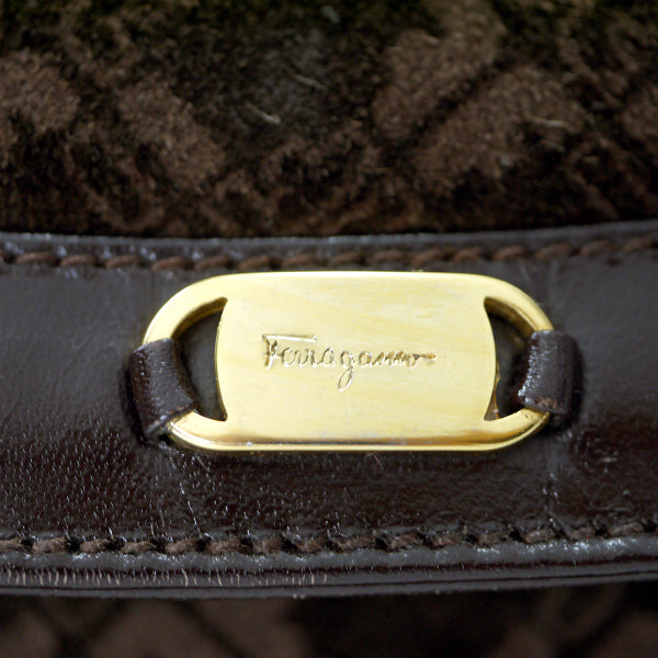 Salvatore Ferragamo  レア!!FF柄2WAYスエードショルダー（濃茶）