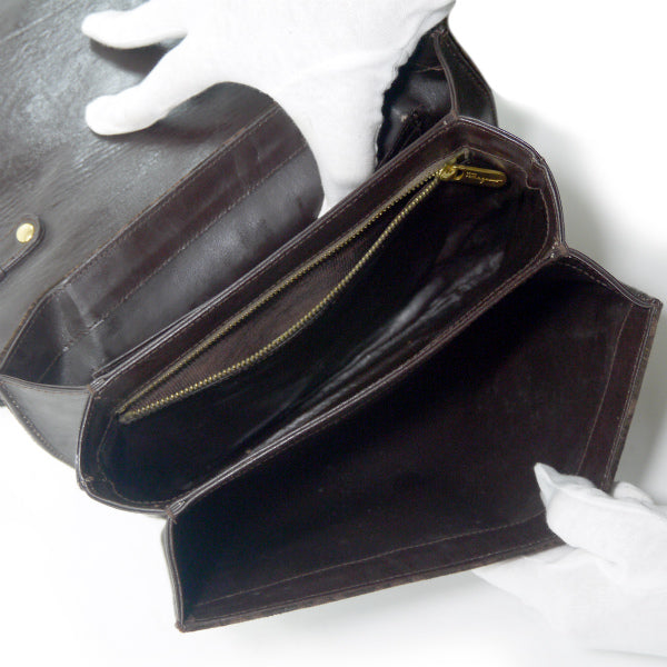 【美品】Salvatore Ferragamo スウェード　ショルダーバッグ 美品☆フェラガモ☆ スエードショルダーバッグ ブラウン