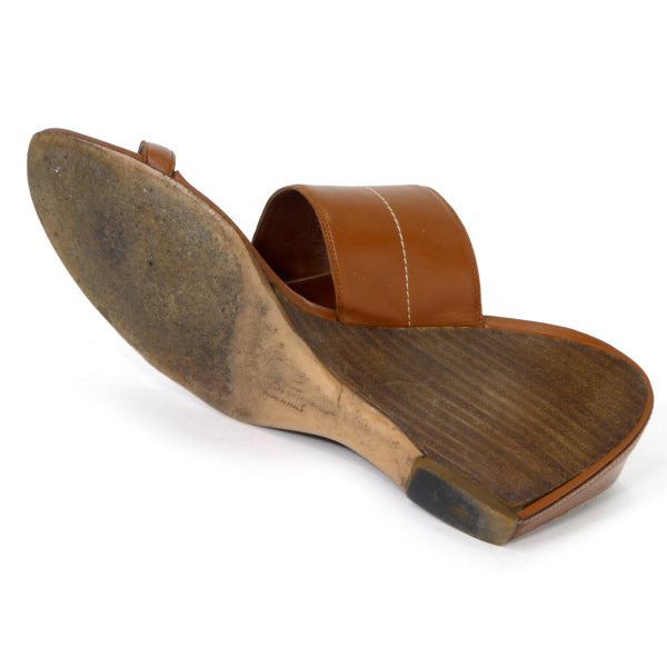 Salvatore Ferragamo  ウッドウェッジソール レザーサンダル（茶）