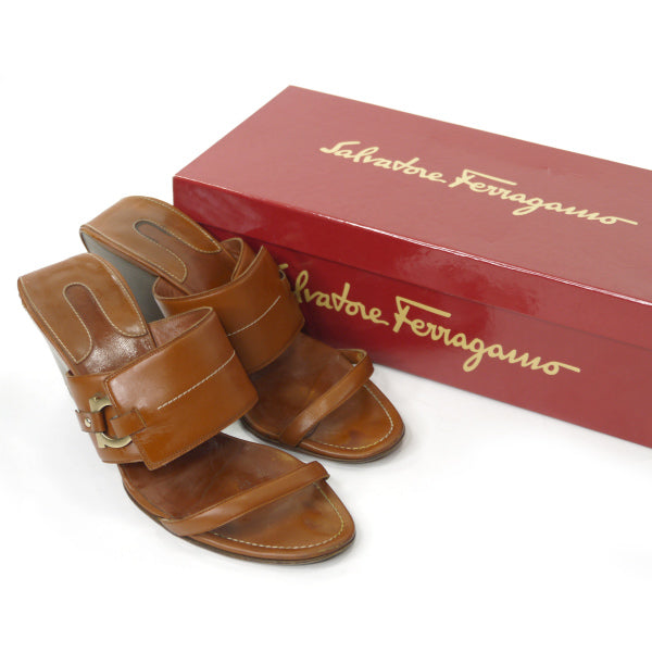 Salvatore Ferragamo  ウッドウェッジソール レザーサンダル（茶）