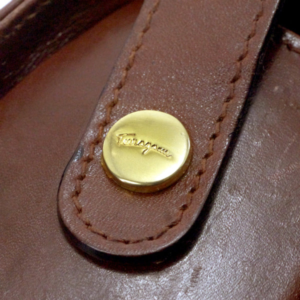 Salvatore Ferragamo  ガンチーニ×リザードライン総革ショルダー（茶）