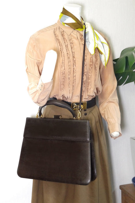 Salvatore Ferragamo　総皮ブリーフバッグ(濃茶)