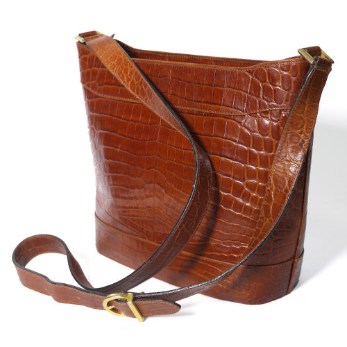 Salvatore Ferragamo　クロコ型押しバケツショルダー（茶）