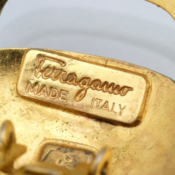 Salvatore Ferragamo Varaリボン イヤリング（ゴールド）