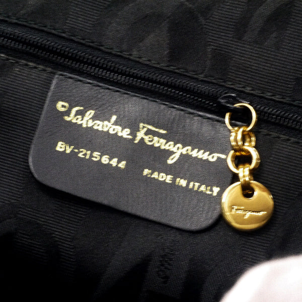 Salvatore Ferragamo  ガンチーニ金具ボリード型2WAYハンドバッグ（黒）