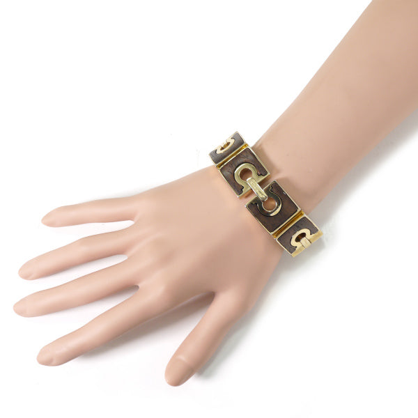 Salvatore Ferragamo　ガンチー二木製ブレスレット