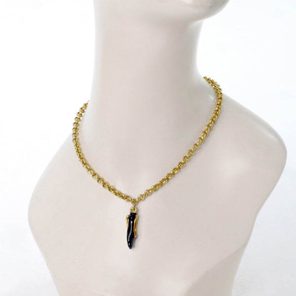 Salvatore Ferragamo　黒パンプスモチーフ ネックレス（ゴールド）