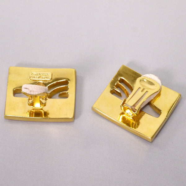 Salvatore Ferragamo　シューズプレート イヤリング（ゴールド）