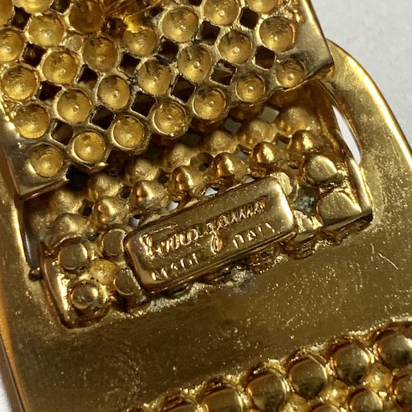 Salvatore Ferragamo　Varaリボンストーンブローチ（ゴールド）