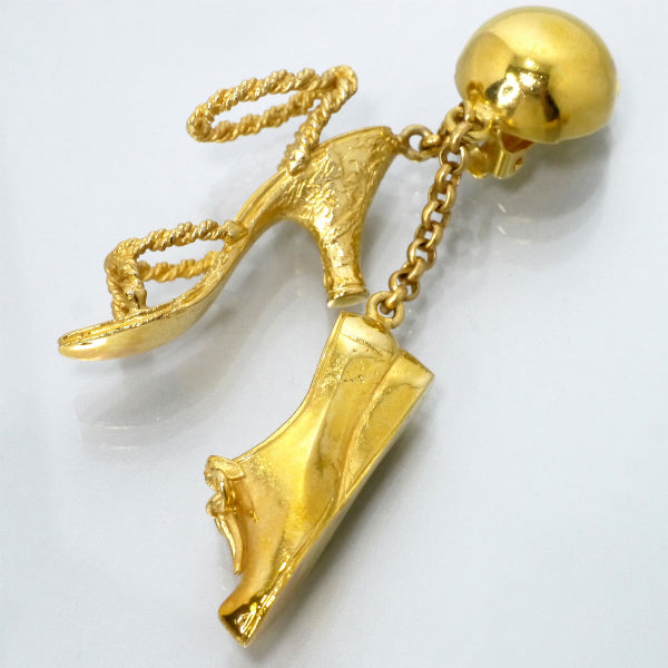 Salvatore Ferragamo　パンプスモチーフ スウィングイヤリング（ゴールド）