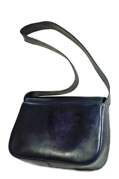 Ferragamo  Vara リボンショルダー（紺）