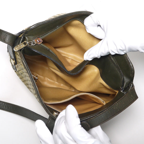 Salvatore Ferragamo　籐 編み込み斜めがけ