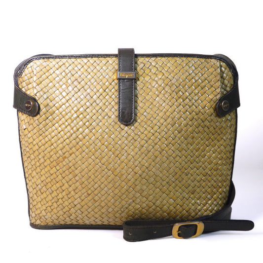 Salvatore Ferragamo　籐 編み込み斜めがけ