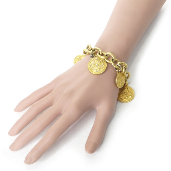 Salvatore Ferragamo　パンプスモチーフ メダルブレスレット（ゴールド）