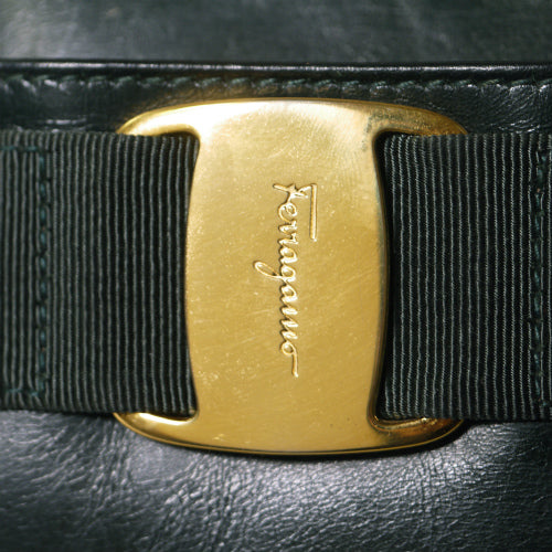 Ferragamo  Vara リボンショルダー（濃緑）